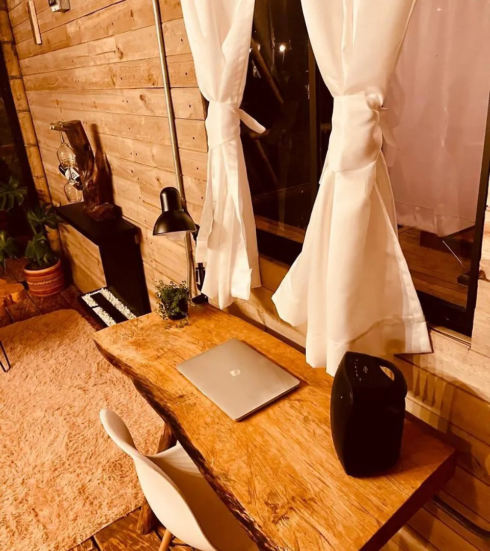Bamboo Lodge, Vista Privilegiada A Las Montanas Medellín Camping