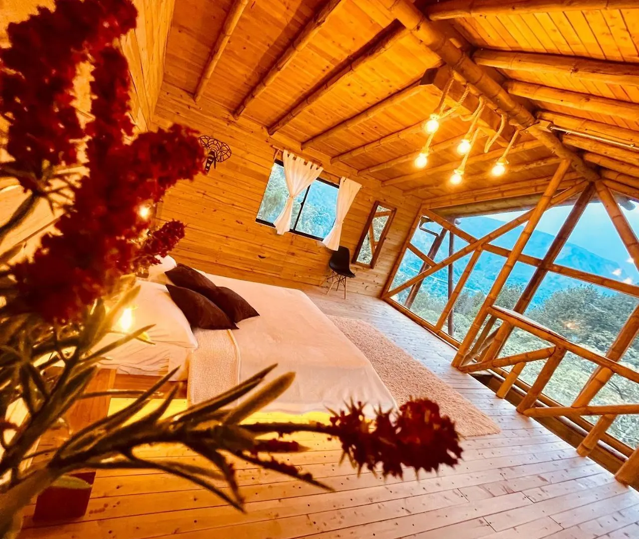 Camping Bamboo Lodge, Vista Privilegiada A Las Montanas Medellín Colombia